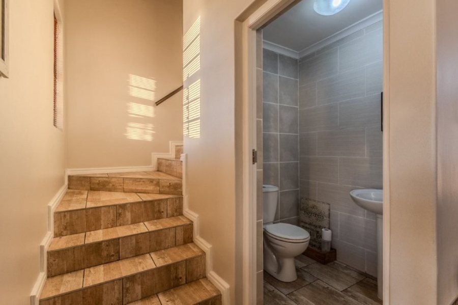 3 Bedroom Property for Sale in Soneike Western Cape